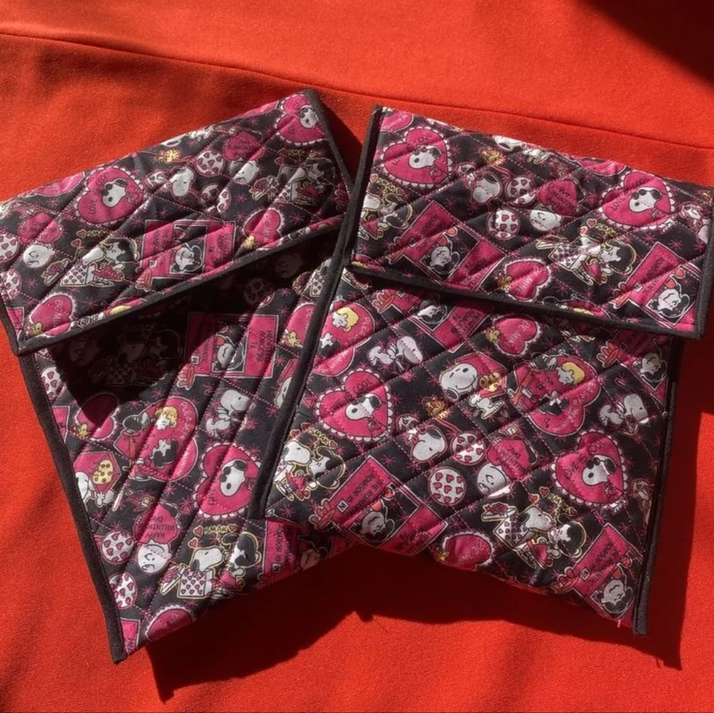 Snoopy Peanuts Quilted Bookish Kindle E-Reader Case Cover Bag